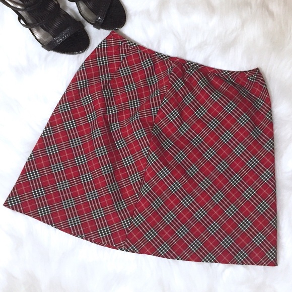 My Michelle Dresses & Skirts - 💕💝 Mini skirt , red, white and black.Sz 9/10💝💕